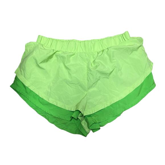 7 Piece Bundle Lot of Women’s Athletic Tops and Bottoms Great Brands Size Small - Picture 4 of 15